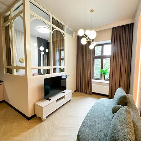 Hugo4you Apartament *